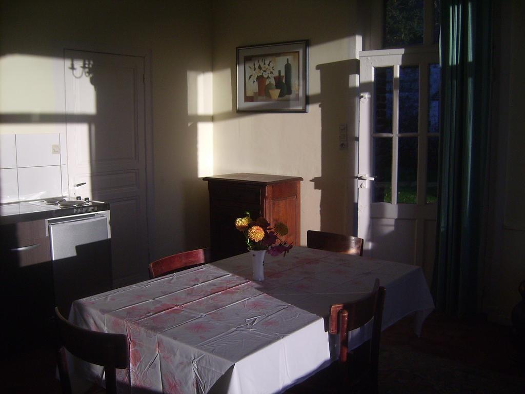 Chambres D'Hotes & Gites Du Chateau De Grand Rullecourt Δωμάτιο φωτογραφία
